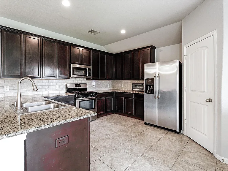 29319 Dunns Creek Ct — Photo 5