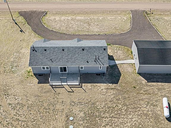 4th image of 6 Timberlake Court