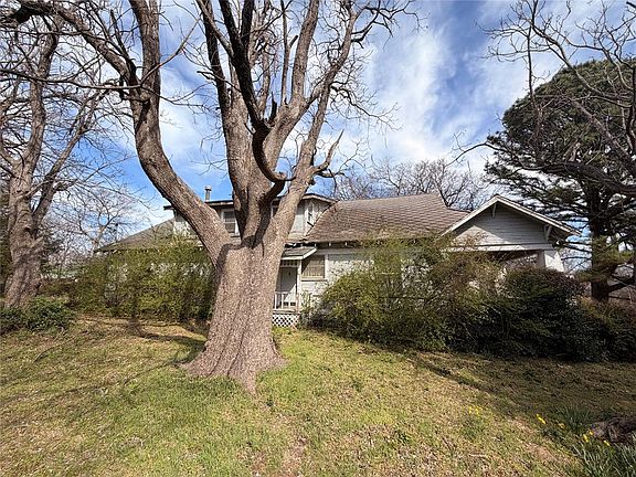 3rd image of 1429 Seran Dr