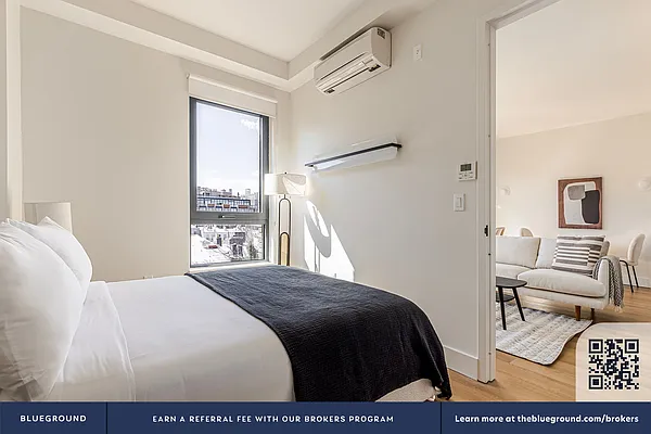 Rented by The Blueground | media 42