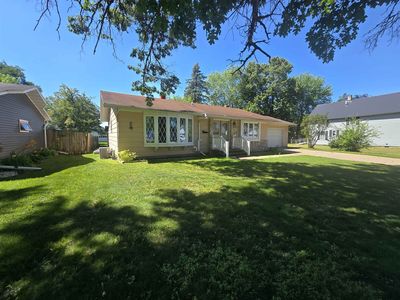 614 W 1st St, Shawano, WI, 54166