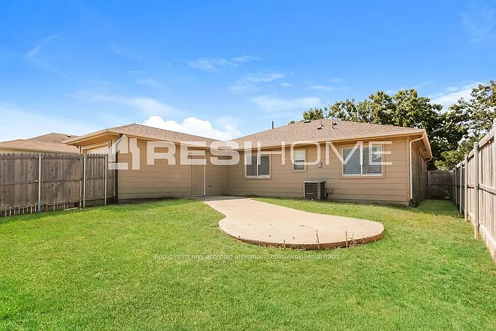 7304 Buford Dr — Photo 11