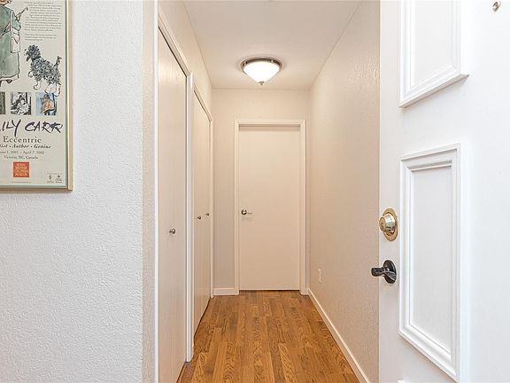 3rd image of 1145 Hilda St #101