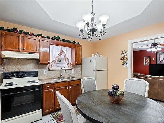 5th image of 3604 Westway Ave