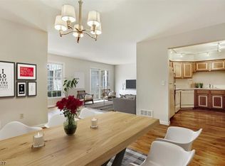 121 Jamestown Rd, Basking Ridge, NJ 07920