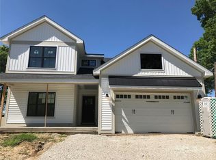 129 E Maple Ave, Saint Louis, MO 63122