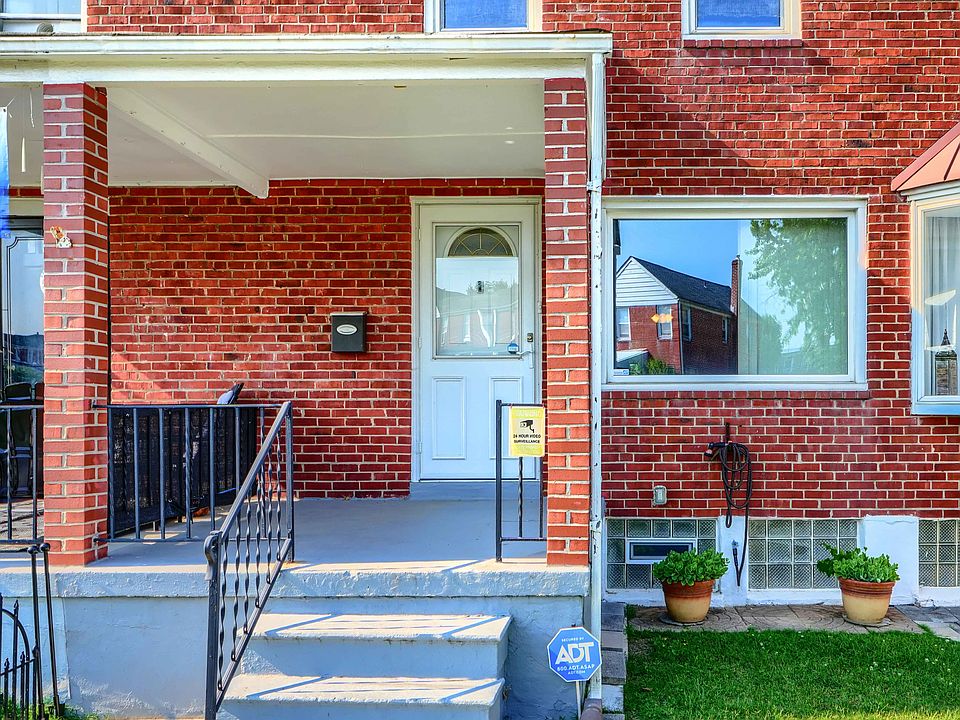 3 Bedroom, 1.5 Bath w/ Finished Basement & Carport