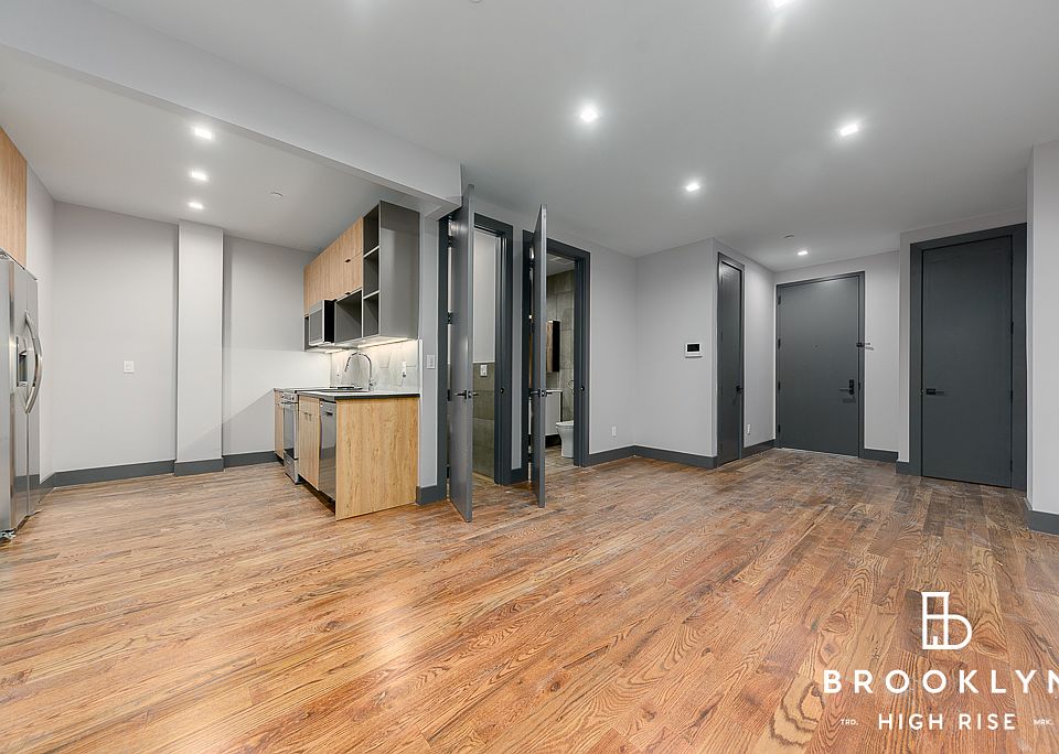 1st image of 1461 Gates Ave #3R