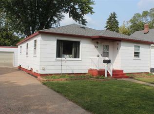 914 S 9th Ave, Wausau, WI 54401