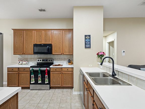 5th image of 3709 Allison Dr