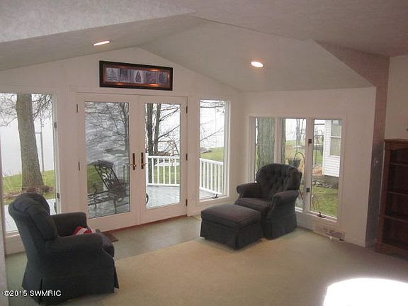 2nd image of 3228 Middle Lake Dr