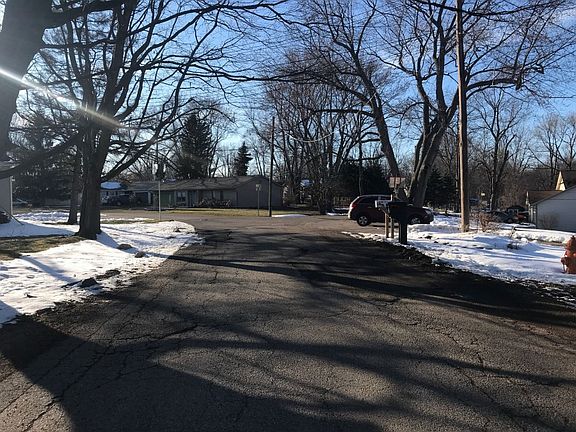 5th image of 3816 Chenlot Ln