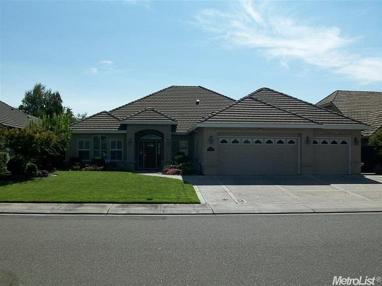1st image of 1222 Salzburg Ln