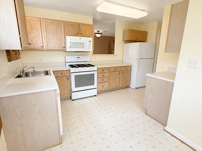1411 Bonnett Pl #F — Photo 13