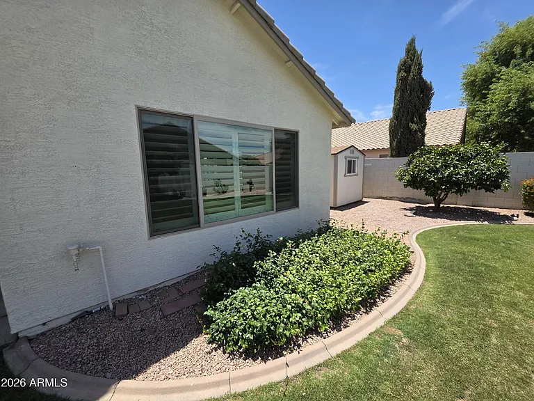 2442 E Nathan Way — Photo 45