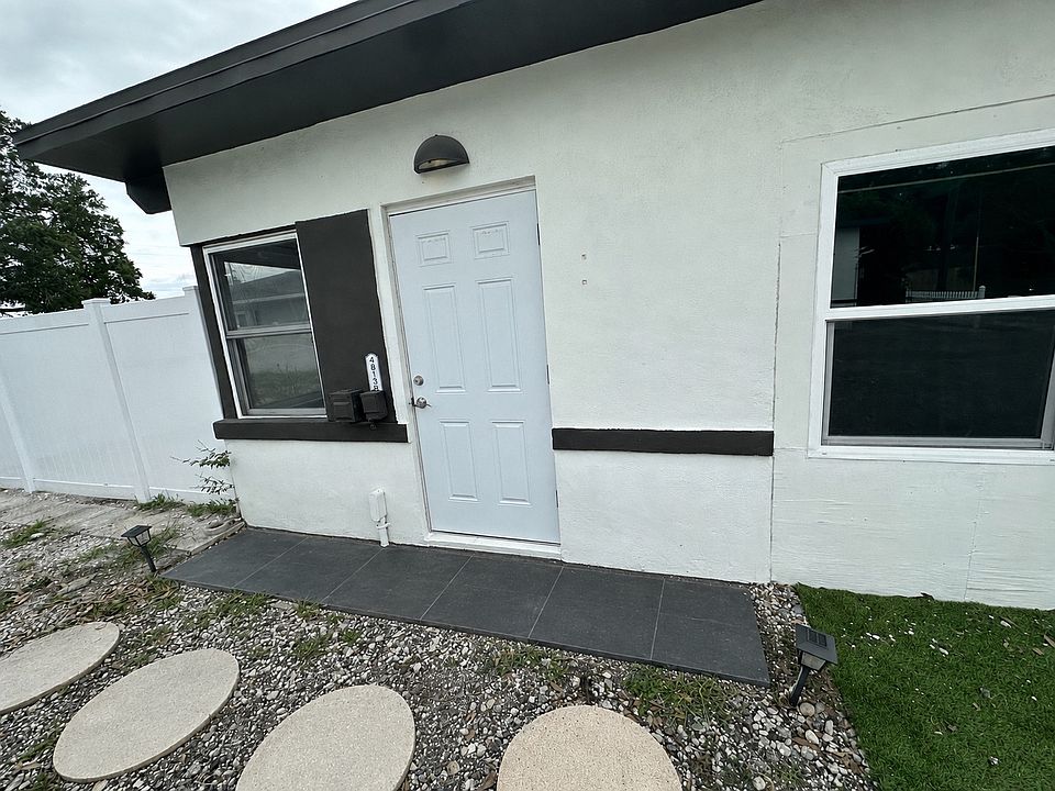 1st image of 4813 46th Ave N #B