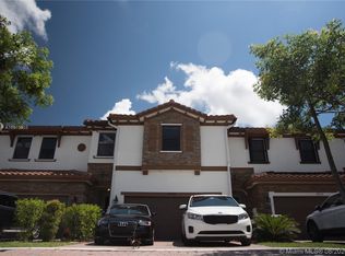 16590 SW 42nd Ter, Miami, FL 33185