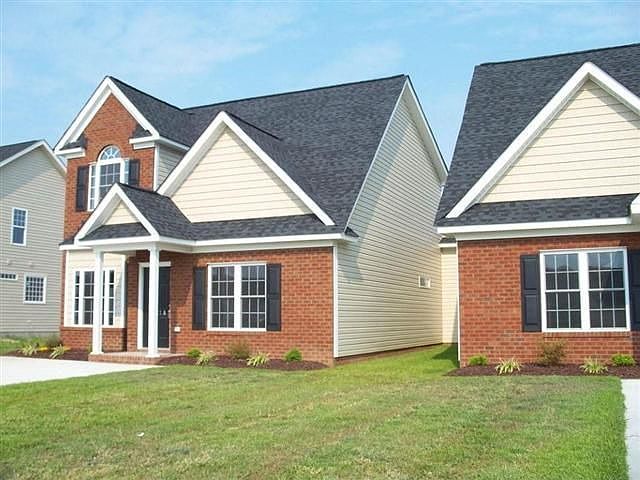 1st image of 2121B Remington Ct