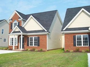 2121B Remington Ct, Greenville, NC 27834