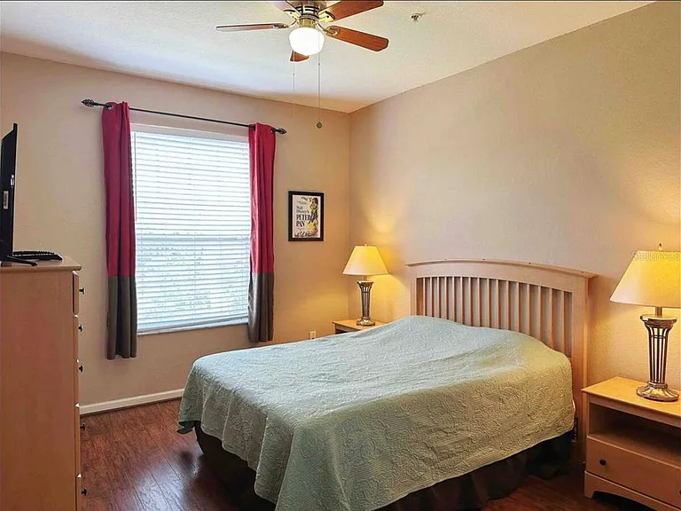 2310 Silver Palm Dr #302 — Photo 7