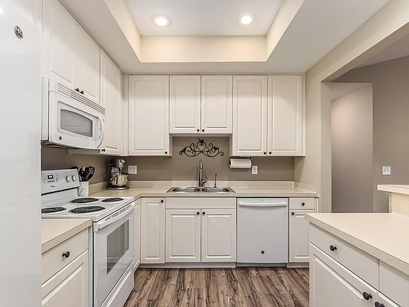3rd image of 3078 Escott St