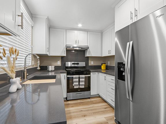 5th image of 13264 Ramona Blvd #C