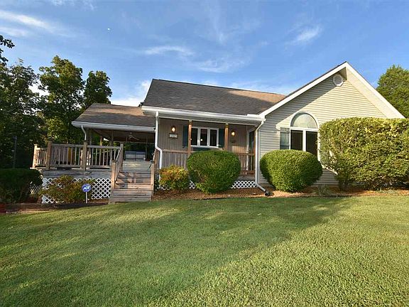 4th image of 162 Tillett Hill Ln