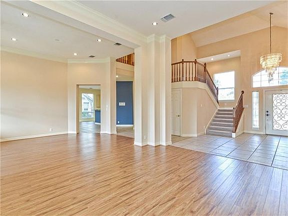 4th image of 4315 Lakeway Blvd