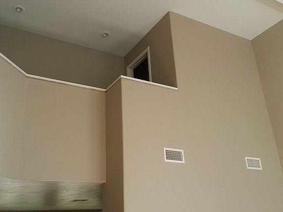 5th image of 9212 Vosburgh Dr