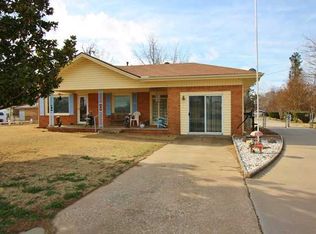 7318 NW 36th St, Bethany, OK 73008