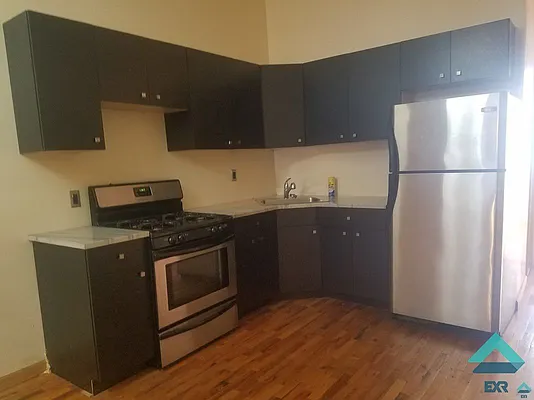 Rented by EXR | media 8