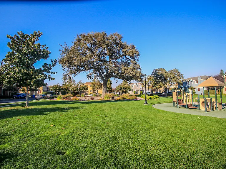 7935 Kipling Cir — Photo 22