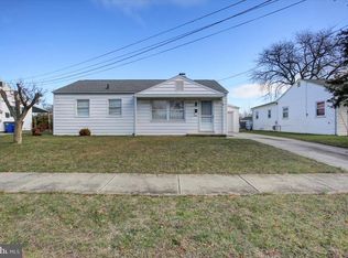 6 Courtland Rd, Camp Hill, PA 17011