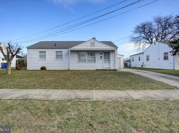 6 Courtland Rd, Camp Hill, PA 17011