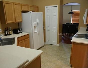 2nd image of 3177 Yarmouth Ave