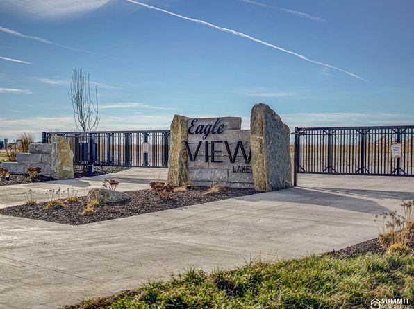 26 Bald Eagle Dr, Chapman, NE 68827
