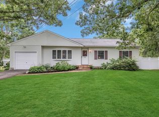 247 Blake Ave, Bohemia, NY