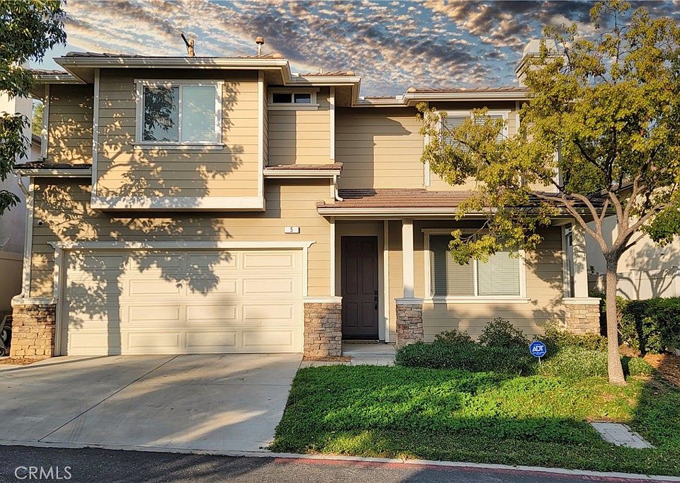 1st image of 12101 Van Nuys Blvd Unit 5