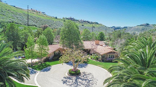 1st image of 13068 Lexington Hills Dr