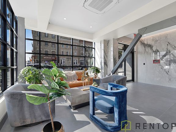 5th image of 2337 Bedford Ave #2Q
