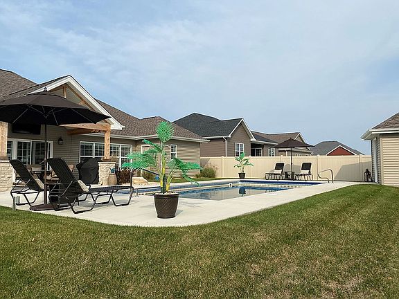 4th image of 11429 McIntosh Ln