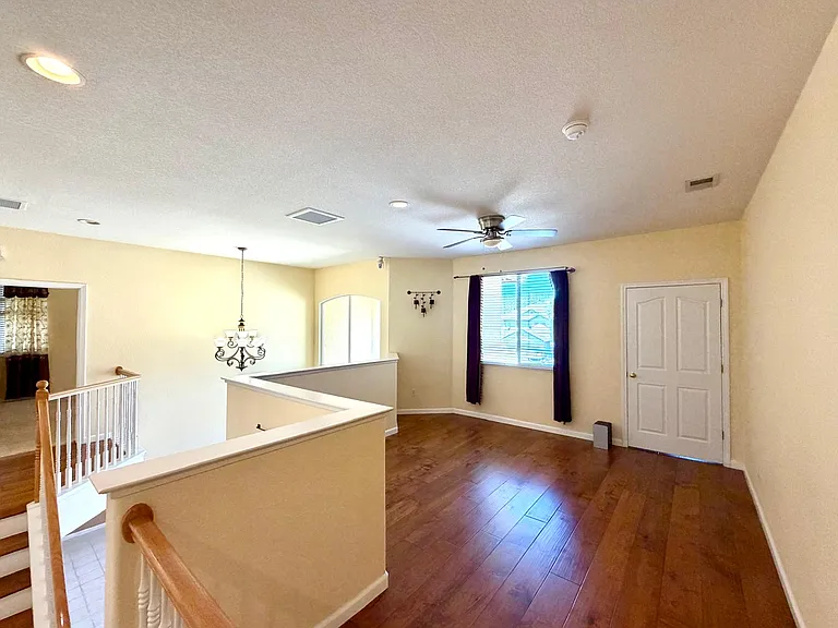 497 Williams St — Photo 49