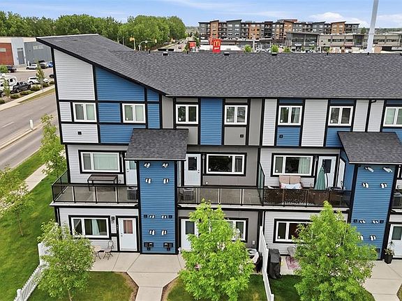 3rd image of UNIT 304-620 Cornish ROAD