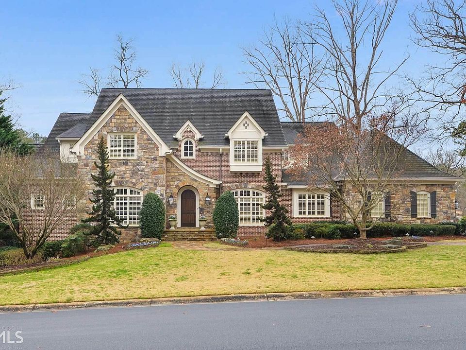 1st image of 110 Cherry Hill Dr SE