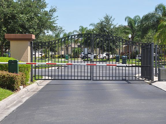 3rd image of 2541 Black Lake Blvd