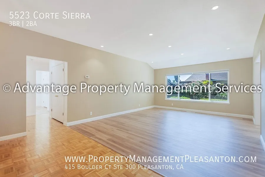 Nice 3 Bed, 2 Bath, 1,932 sq ft house located near downtown Pleasanton — Photo 4
