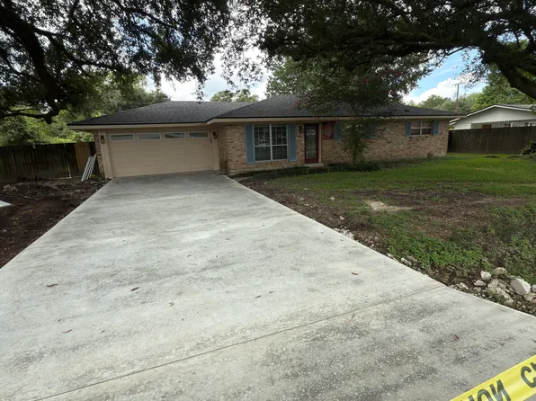 219 Meadow Ln, Lafayette, LA 70506