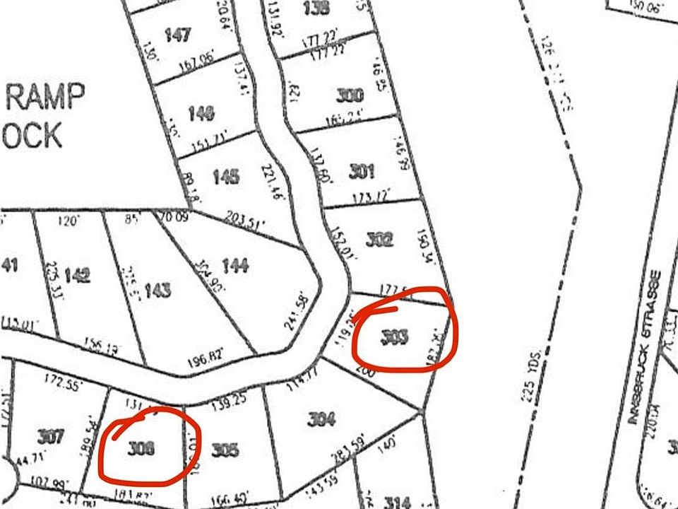 2nd image of 303 Tannenbaum Rd