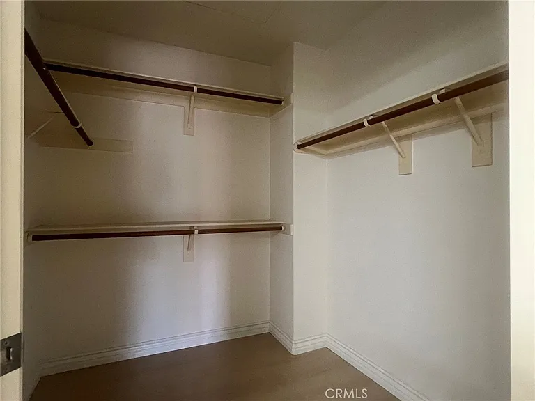 149 Topaz — Photo 10
