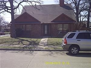 1st image of 11820 Amberly Ln